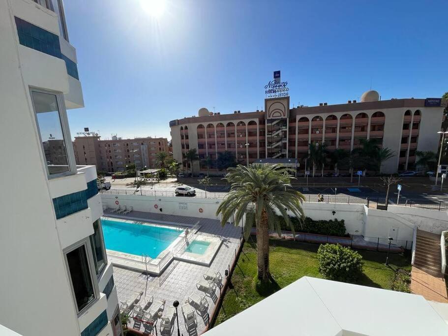 Chic & Stylish Near Yumbo Apartamento Playa del Inglés Exterior foto